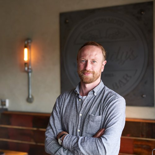 Randy's-Wing-Bar_Portrait
